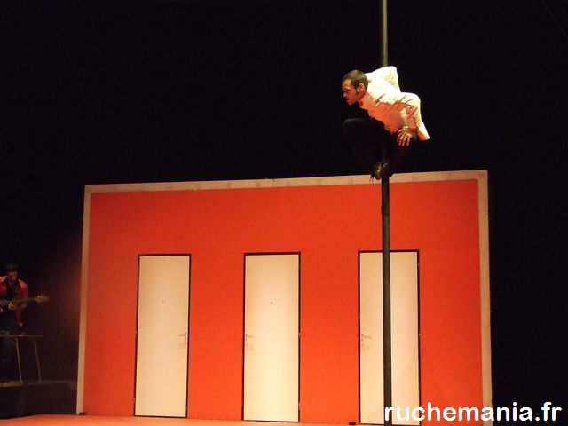 Photos de la Cie Hors Pistes : Coma Idyllique