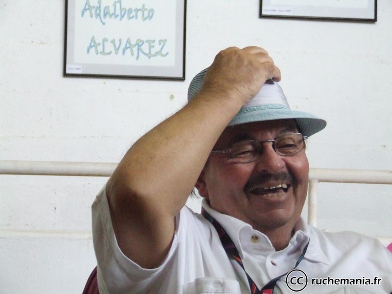 Interview de Yomo Toro